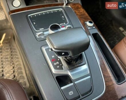 Білий Ауді Ку 5, об'ємом двигуна 1.98 л та пробігом 206 тис. км за 20600 $, фото 24 на Automoto.ua