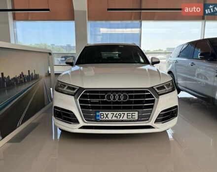 Белый Ауди Ку 5, объемом двигателя 1.97 л и пробегом 105 тыс. км за 32500 $, фото 1 на Automoto.ua