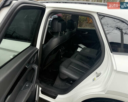 Белый Ауди Ку 5, объемом двигателя 1.98 л и пробегом 68 тыс. км за 25500 $, фото 14 на Automoto.ua