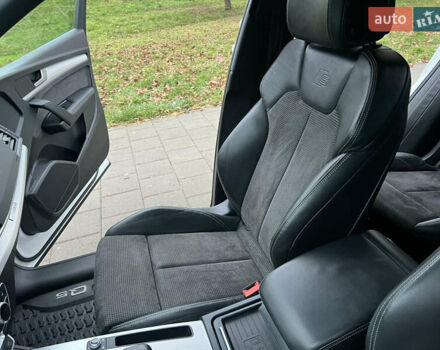 Белый Ауди Ку 5, объемом двигателя 1.97 л и пробегом 139 тыс. км за 28800 $, фото 56 на Automoto.ua