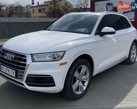 Білий Ауді Ку 5, об'ємом двигуна 1.98 л та пробігом 105 тис. км за 23499 $, фото 1 на Automoto.ua