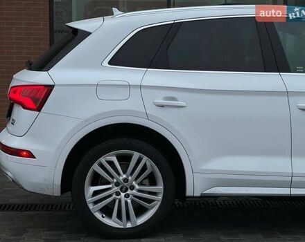 Белый Ауди Ку 5, объемом двигателя 2 л и пробегом 142 тыс. км за 25990 $, фото 13 на Automoto.ua