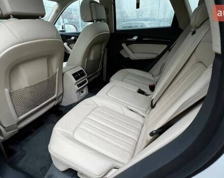 Белый Ауди Ку 5, объемом двигателя 2 л и пробегом 142 тыс. км за 25990 $, фото 44 на Automoto.ua