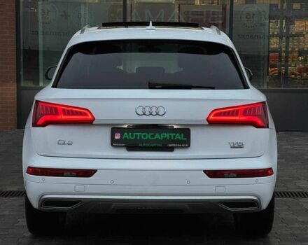 Белый Ауди Ку 5, объемом двигателя 2 л и пробегом 142 тыс. км за 25990 $, фото 6 на Automoto.ua