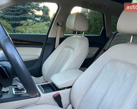 Білий Ауді Ку 5, об'ємом двигуна 1.98 л та пробігом 123 тис. км за 25300 $, фото 8 на Automoto.ua