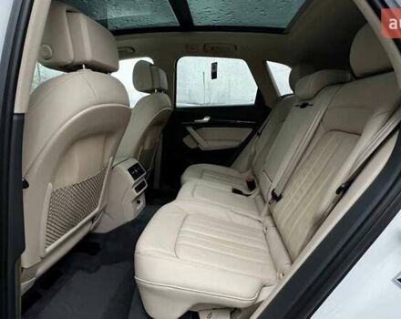 Белый Ауди Ку 5, объемом двигателя 2 л и пробегом 142 тыс. км за 25990 $, фото 43 на Automoto.ua