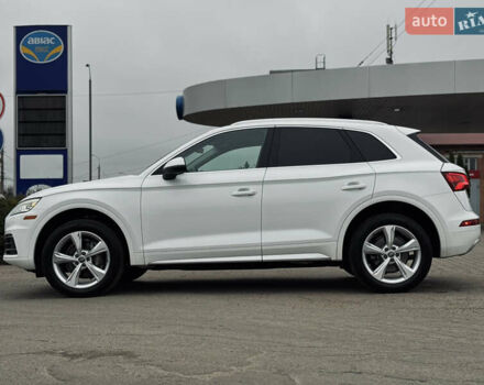 Белый Ауди Ку 5, объемом двигателя 1.98 л и пробегом 143 тыс. км за 25500 $, фото 3 на Automoto.ua