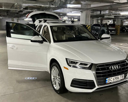 Белый Ауди Ку 5, объемом двигателя 1.98 л и пробегом 95 тыс. км за 21000 $, фото 2 на Automoto.ua