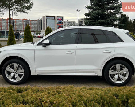 Белый Ауди Ку 5, объемом двигателя 1.98 л и пробегом 106 тыс. км за 23800 $, фото 3 на Automoto.ua