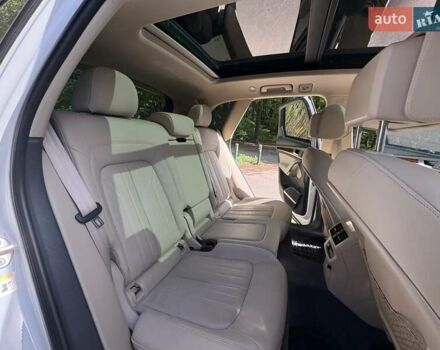 Белый Ауди Ку 5, объемом двигателя 1.98 л и пробегом 115 тыс. км за 27000 $, фото 12 на Automoto.ua