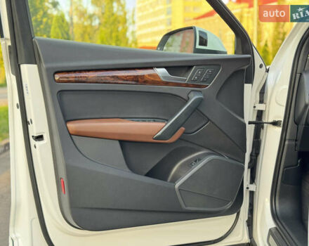 Белый Ауди Ку 5, объемом двигателя 2 л и пробегом 127 тыс. км за 24900 $, фото 38 на Automoto.ua