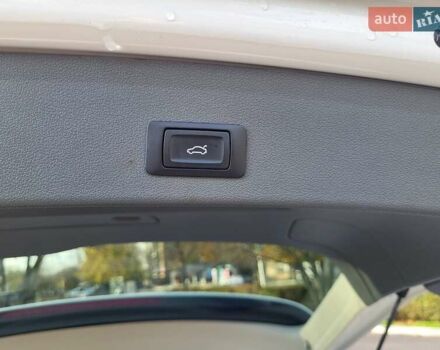 Білий Ауді Ку 5, об'ємом двигуна 1.98 л та пробігом 73 тис. км за 17800 $, фото 22 на Automoto.ua