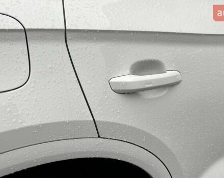 Белый Ауди Ку 5, объемом двигателя 2 л и пробегом 142 тыс. км за 25990 $, фото 60 на Automoto.ua