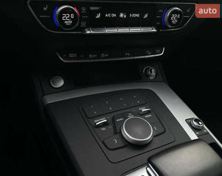 Білий Ауді Ку 5, об'ємом двигуна 1.98 л та пробігом 71 тис. км за 19600 $, фото 10 на Automoto.ua