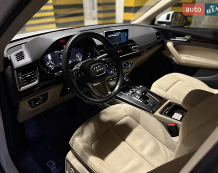 Ауді Ку 5 2017 у Рівному на Automoto.ua Білий Ауді Ку 5, об'ємом двигуна 1.98 л та пробігом 146 тис. км за 23900 $, фото 10 на Automoto.ua