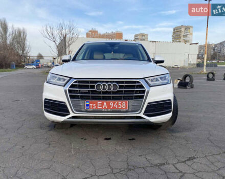 Белый Ауди Ку 5, объемом двигателя 2 л и пробегом 173 тыс. км за 24900 $, фото 1 на Automoto.ua