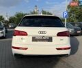 Білий Ауді Ку 5, об'ємом двигуна 1.98 л та пробігом 206 тис. км за 21499 $, фото 6 на Automoto.ua
