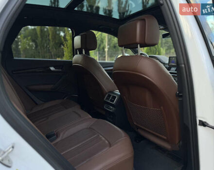 Белый Ауди Ку 5, объемом двигателя 2 л и пробегом 127 тыс. км за 24900 $, фото 63 на Automoto.ua