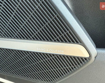 Белый Ауди Ку 5, объемом двигателя 1.98 л и пробегом 127 тыс. км за 27777 $, фото 28 на Automoto.ua