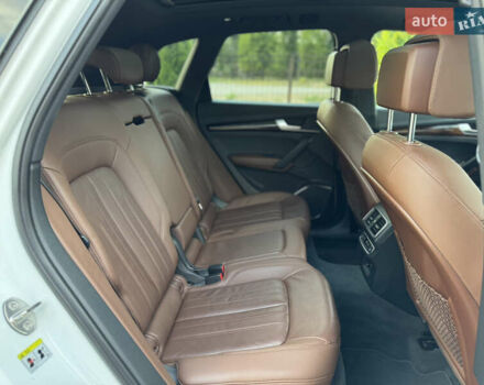 Белый Ауди Ку 5, объемом двигателя 2 л и пробегом 127 тыс. км за 24900 $, фото 65 на Automoto.ua