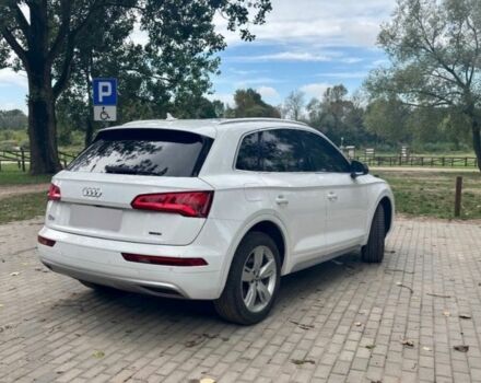 Білий Ауді Ку 5, об'ємом двигуна 2 л та пробігом 90 тис. км за 13000 $, фото 5 на Automoto.ua