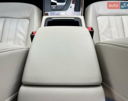 Белый Ауди Ку 5, объемом двигателя 2 л и пробегом 135 тыс. км за 26950 $, фото 158 на Automoto.ua