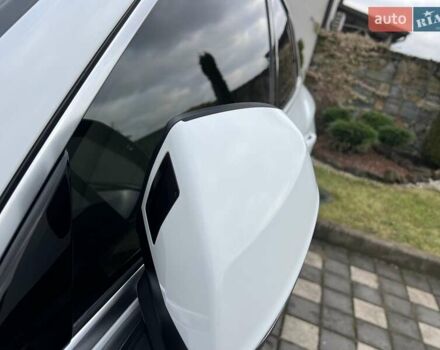 Белый Ауди Ку 5, объемом двигателя 2 л и пробегом 135 тыс. км за 26950 $, фото 81 на Automoto.ua