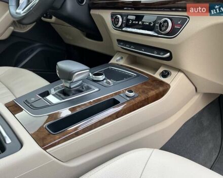 Белый Ауди Ку 5, объемом двигателя 2 л и пробегом 135 тыс. км за 26950 $, фото 152 на Automoto.ua