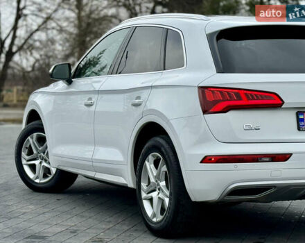 Білий Ауді Ку 5, об'ємом двигуна 1.98 л та пробігом 159 тис. км за 24699 $, фото 31 на Automoto.ua