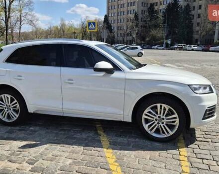 Белый Ауди Ку 5, объемом двигателя 1.98 л и пробегом 57 тыс. км за 30000 $, фото 16 на Automoto.ua