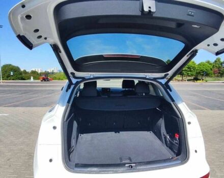 Белый Ауди Ку 5, объемом двигателя 2 л и пробегом 90 тыс. км за 16800 $, фото 8 на Automoto.ua