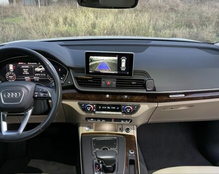 Белый Ауди Ку 5, объемом двигателя 2 л и пробегом 126 тыс. км за 28800 $, фото 15 на Automoto.ua