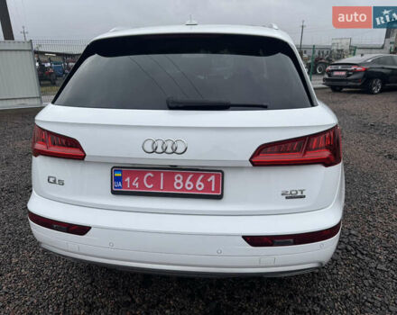 Белый Ауди Ку 5, объемом двигателя 2 л и пробегом 114 тыс. км за 23800 $, фото 12 на Automoto.ua