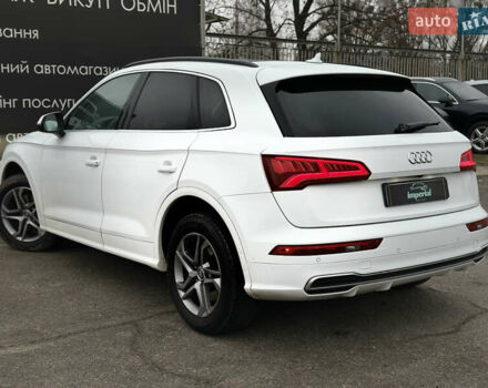 Білий Ауді Ку 5, об'ємом двигуна 1.98 л та пробігом 164 тис. км за 26000 $, фото 5 на Automoto.ua