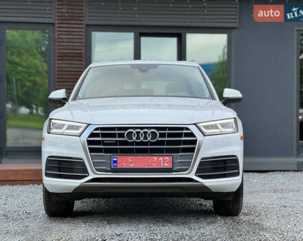 Белый Ауди Ку 5, объемом двигателя 2 л и пробегом 100 тыс. км за 27900 $, фото 1 на Automoto.ua