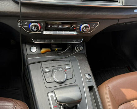 Белый Ауди Ку 5, объемом двигателя 1.98 л и пробегом 142 тыс. км за 26300 $, фото 15 на Automoto.ua