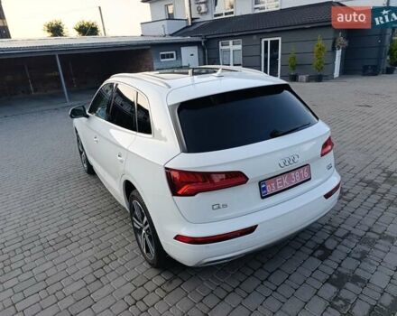 Белый Ауди Ку 5, объемом двигателя 2 л и пробегом 179 тыс. км за 21500 $, фото 36 на Automoto.ua