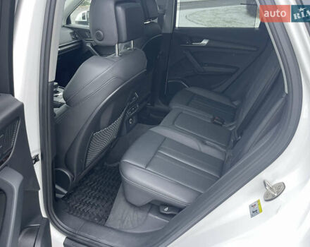 Белый Ауди Ку 5, объемом двигателя 2 л и пробегом 120 тыс. км за 27800 $, фото 16 на Automoto.ua