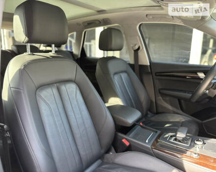 Белый Ауди Ку 5, объемом двигателя 2 л и пробегом 41 тыс. км за 24900 $, фото 72 на Automoto.ua