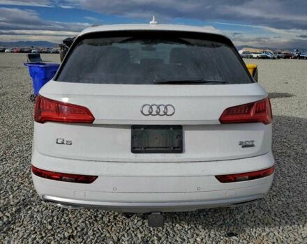 Білий Ауді Ку 5, об'ємом двигуна 2 л та пробігом 82 тис. км за 8500 $, фото 5 на Automoto.ua