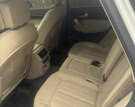 Белый Ауди Ку 5, объемом двигателя 2 л и пробегом 129 тыс. км за 27500 $, фото 7 на Automoto.ua