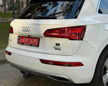 Білий Ауді Ку 5, об'ємом двигуна 2 л та пробігом 180 тис. км за 22299 $, фото 4 на Automoto.ua