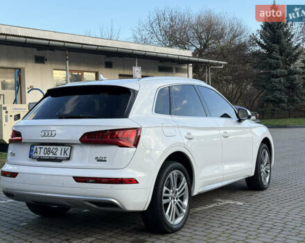 Белый Ауди Ку 5, объемом двигателя 1.98 л и пробегом 102 тыс. км за 25900 $, фото 4 на Automoto.ua