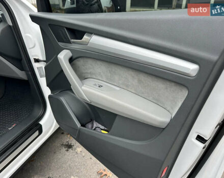 Белый Ауди Ку 5, объемом двигателя 1.98 л и пробегом 206 тыс. км за 25900 $, фото 50 на Automoto.ua