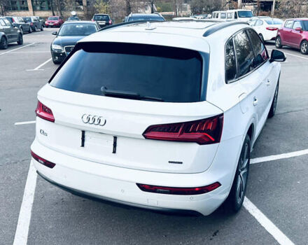 Білий Ауді Ку 5, об'ємом двигуна 1.98 л та пробігом 86 тис. км за 29500 $, фото 3 на Automoto.ua