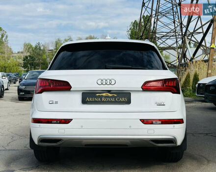 Белый Ауди Ку 5, объемом двигателя 1.98 л и пробегом 93 тыс. км за 26500 $, фото 10 на Automoto.ua