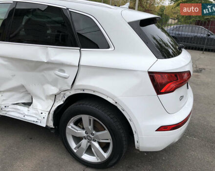 Білий Ауді Ку 5, об'ємом двигуна 2 л та пробігом 155 тис. км за 17890 $, фото 11 на Automoto.ua