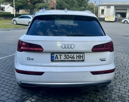 Белый Ауди Ку 5, объемом двигателя 2 л и пробегом 65 тыс. км за 25100 $, фото 4 на Automoto.ua