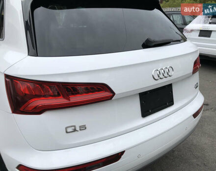 Белый Ауди Ку 5, объемом двигателя 2 л и пробегом 155 тыс. км за 17980 $, фото 17 на Automoto.ua