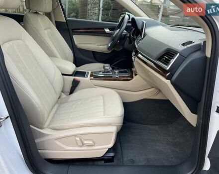 Белый Ауди Ку 5, объемом двигателя 2 л и пробегом 135 тыс. км за 26950 $, фото 122 на Automoto.ua